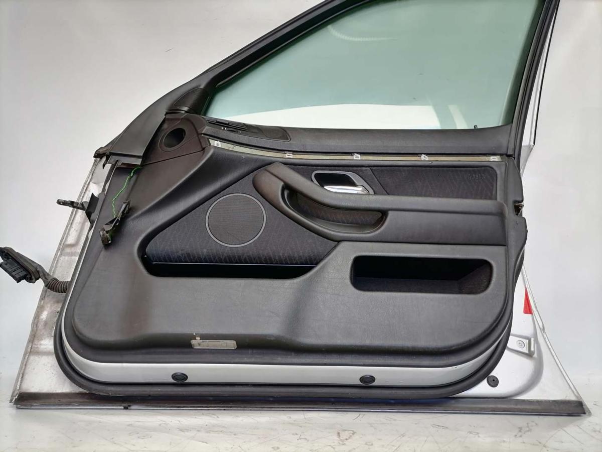 BMW 5er E39 original Tür vorn rechts 354 Titansilbermetallic Bj.1999